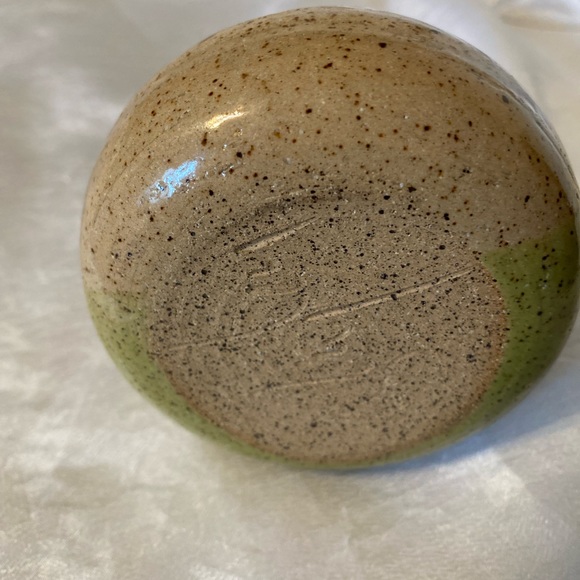 Small pottery jar. Handcrafted. Smiley face cutout - Picture 2 of 5